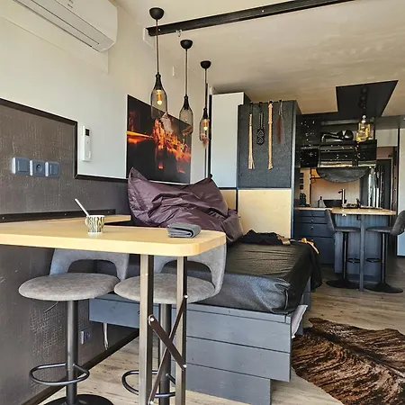 Apartment Naturist Cap In Loft *