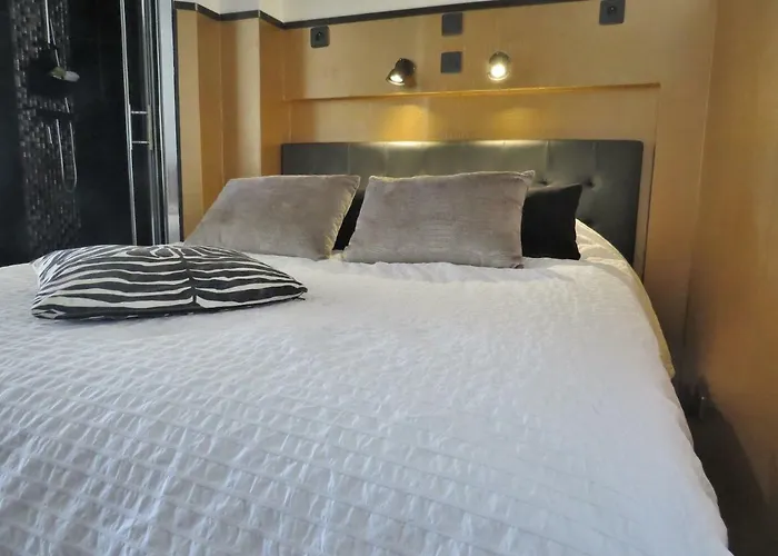 Apartment Naturist Cap In Loft *